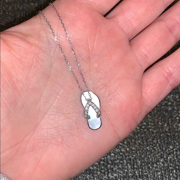 Na Hoku HAWAIIAN SLIPPER PENDANT with Diamonds